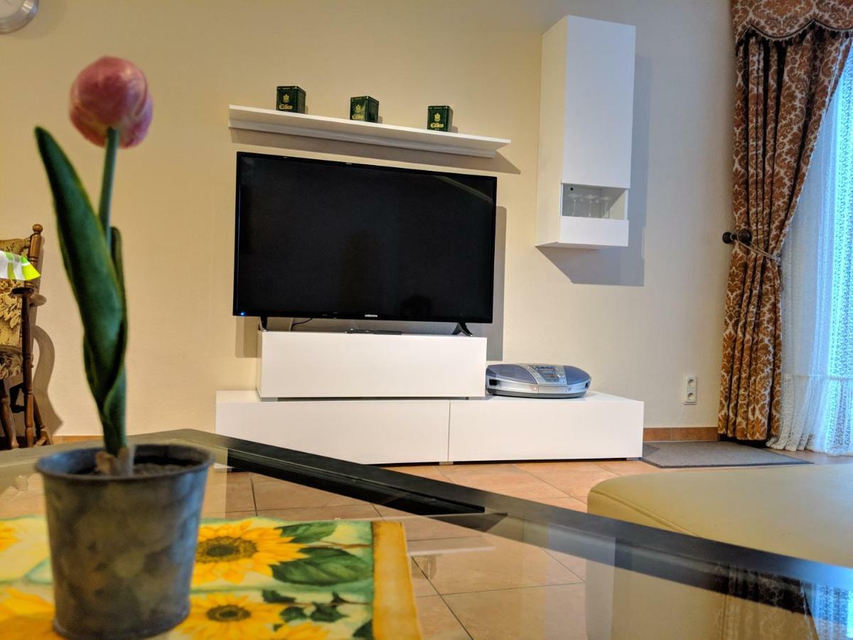 Ferienwohnung Mit Terrasse جريما المظهر الخارجي الصورة